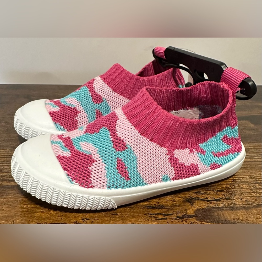 Thereabouts Baby/Toddler Pink/Teal Camo Slip On Sneakers NWT Baby/Toddler 6